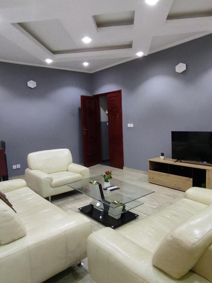 Hotel Appart B4U Yaounde Exterior photo