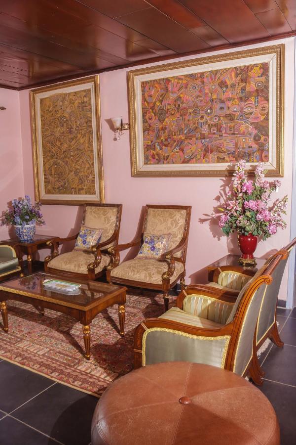 Hotel Appart B4U Yaounde Exterior photo